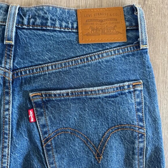 NWOT Levi's Premium Rib Cage Straight Ankle Jeans | 29 x 31 Inseam | Low Stretch - Picture 12 of 16